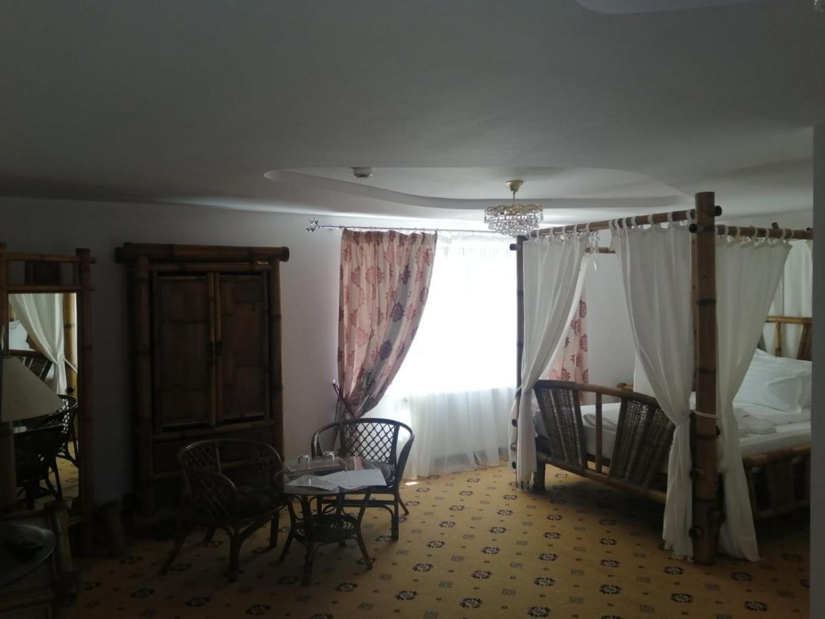 Pensiunea Rosenau Rîşnov Extérieur photo