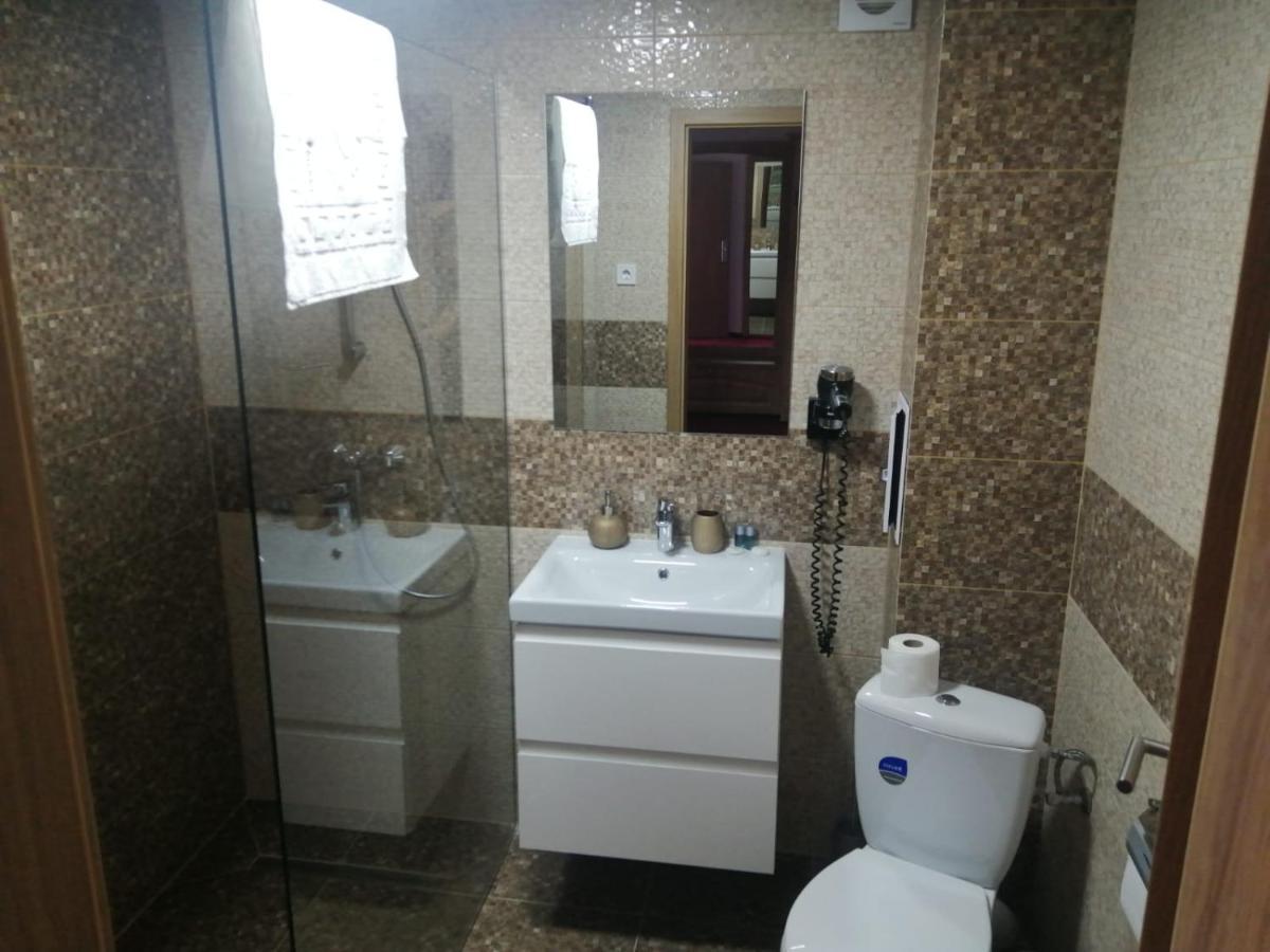 Pensiunea Rosenau Rîşnov Extérieur photo