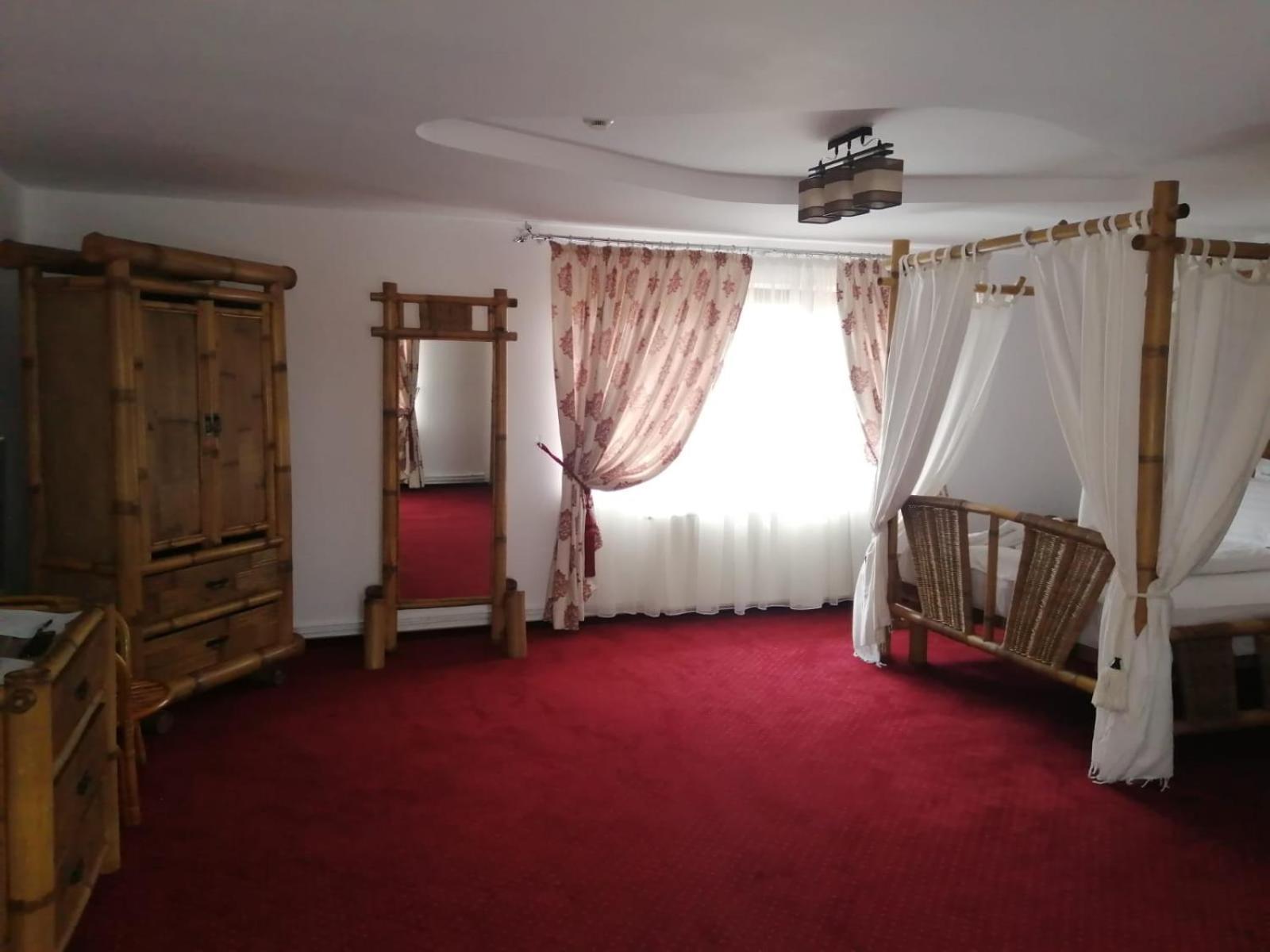 Pensiunea Rosenau Rîşnov Extérieur photo